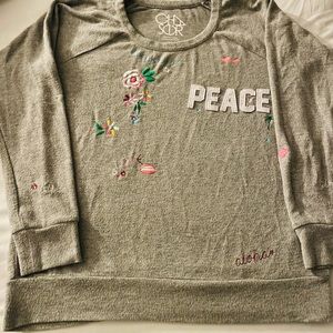 Chaser cozy women’s top